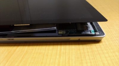 バッテリー膨張　Microsoft SurfacePro4　修理事例