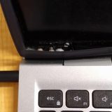 ヒンジ故障　DELL　Inspiron15 3511　修理事例