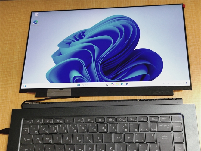 MSI Prestage 15 A12UD-096JP 新品液晶パネル確認