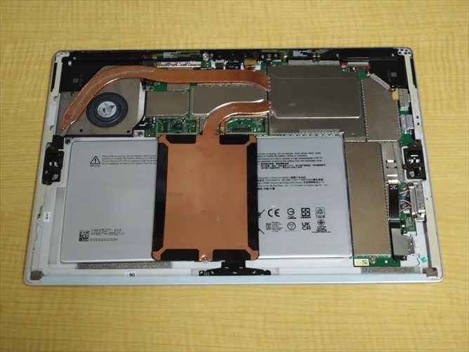 Microsoft SurfacePro4 マザーボード取付