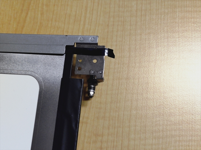 富士通 AH77/D3 両面テープ引き抜き