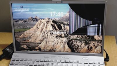 液晶パネル交換・バッテリー交換 富士通 AH51/G2 修理事例