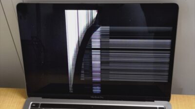 液晶交換 アップル MacBook Pro 13インチ M1 2020 修理事例