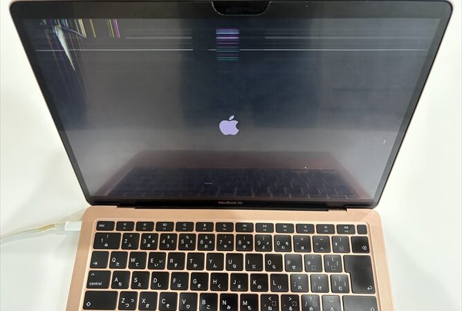 液晶割れ アップル MacBook Air 13インチ M1 2020 修理事例 | パソコンドック24 宮崎・都城店